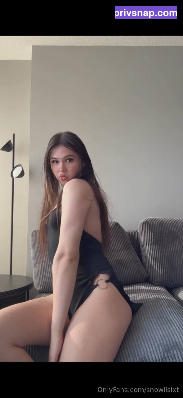 iamskitts / snowiislxt Nude Leaks OnlyFans  - Leaked Models