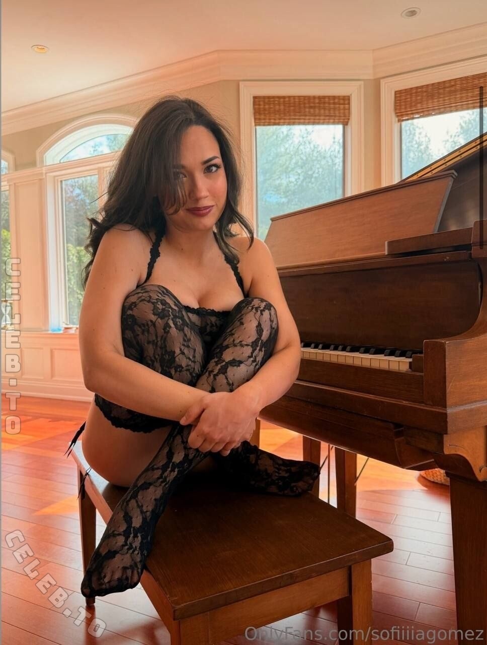 Sofia Gomez Onlyfans Leak Christmas Sexy Ppv Video