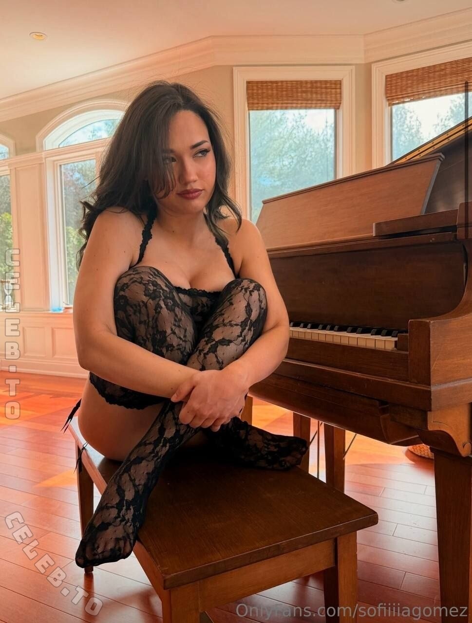 Sofia Gomez Onlyfans Leak Christmas Sexy Ppv Video