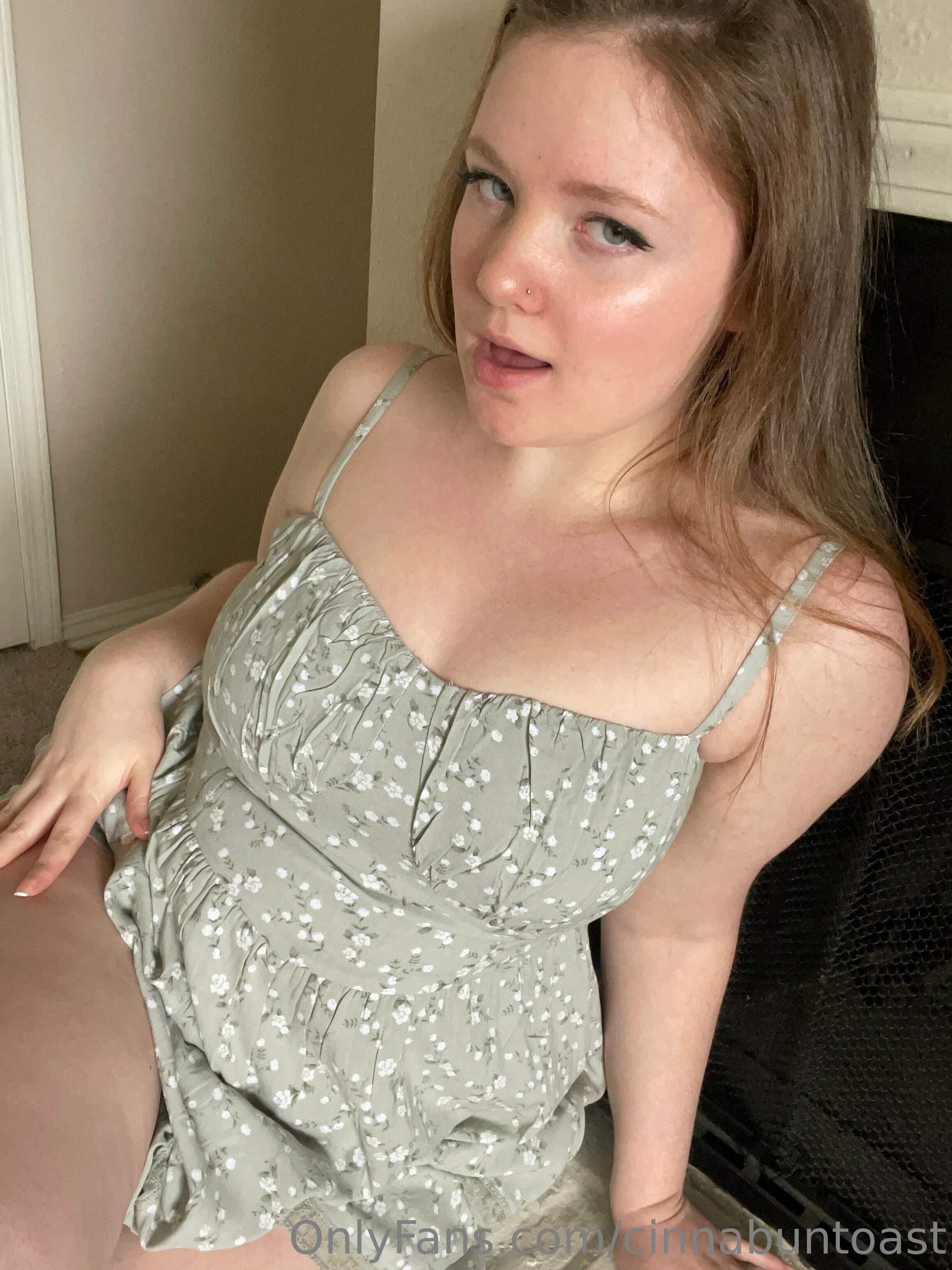Softestcinnamonroll / Valentine / cinnabon / cinnabuntoast Nude Leaks OnlyFans  - Leaked Models