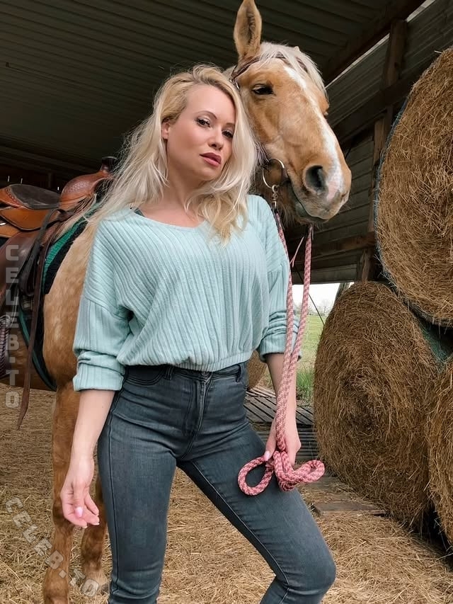 Steffi Landerer / steffymetal Nude Leaks OnlyFans  - Leaked Models