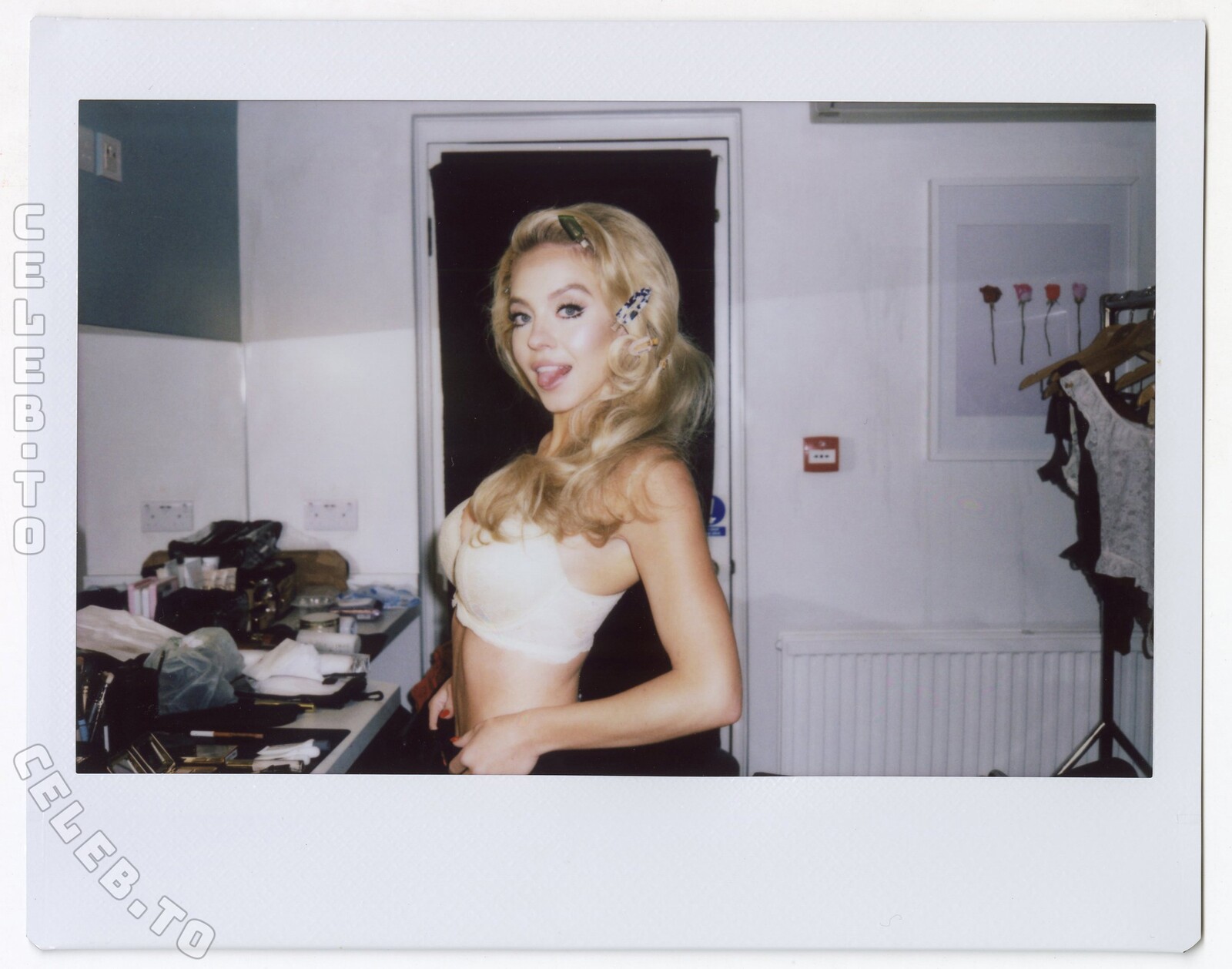 Sydney Sweeney Nude Celeb - Sydney Celeb Leaked Nude Photos