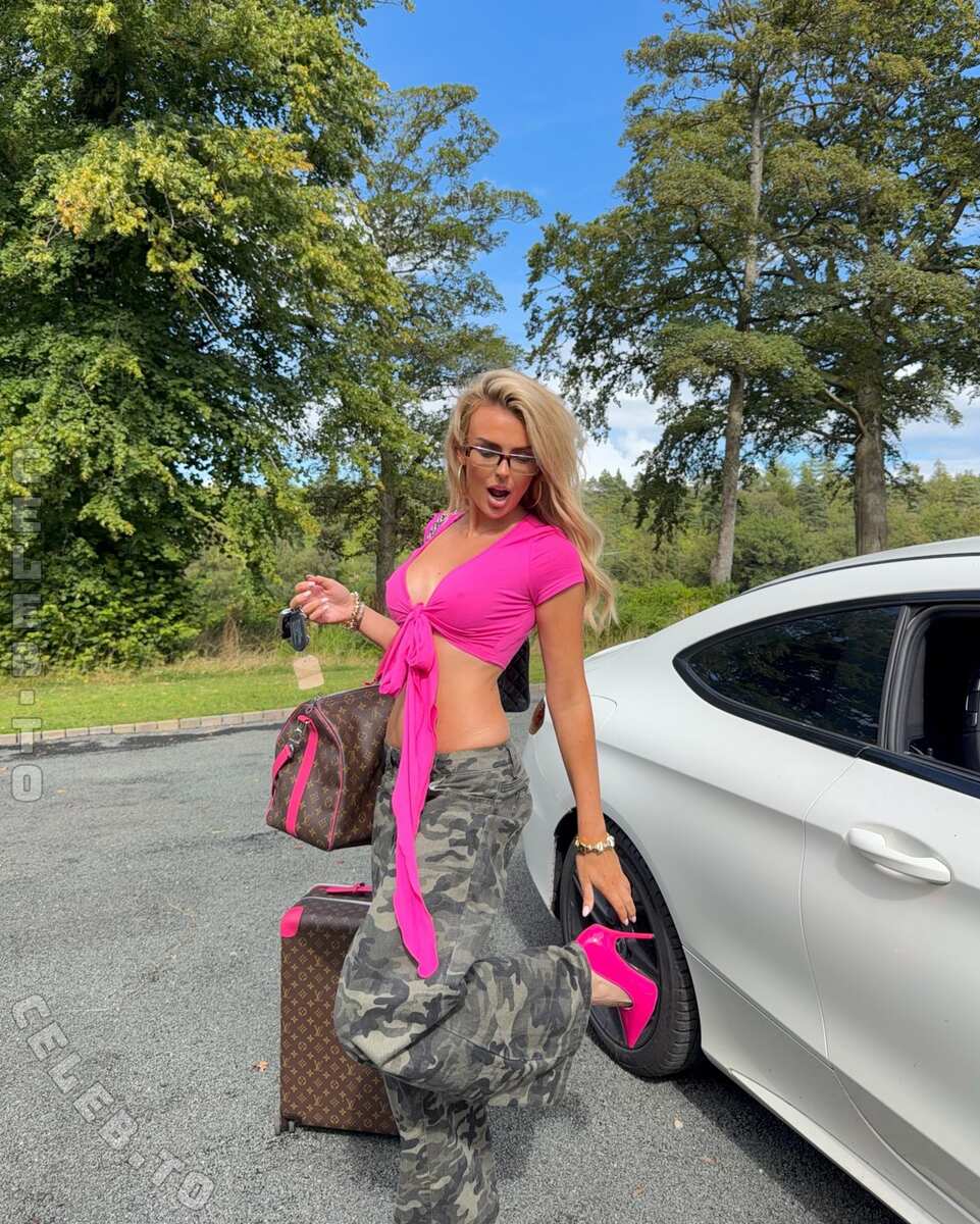 Tallia Storm legs