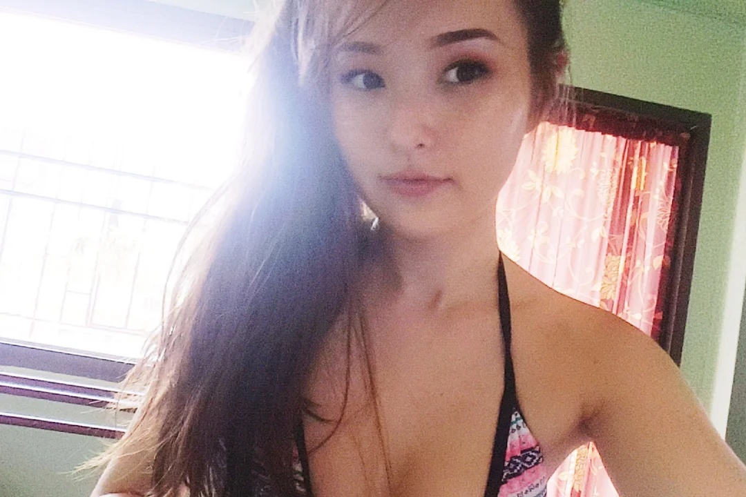 TinaKitten Nude Selfie Photos Released