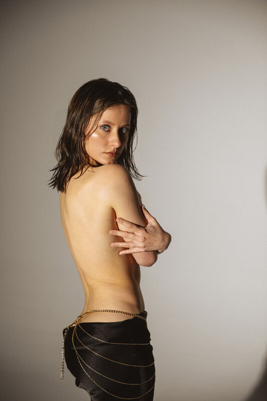 Toma-efremova Naked (13 Photos) - LeakedModels
