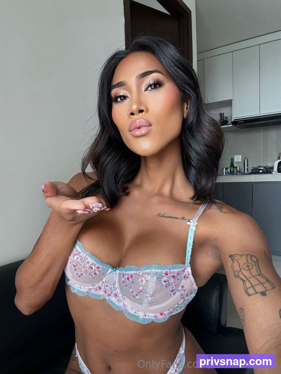 marabeencroft / tsmissmaraa Nude Leaks OnlyFans  - Leaked Models