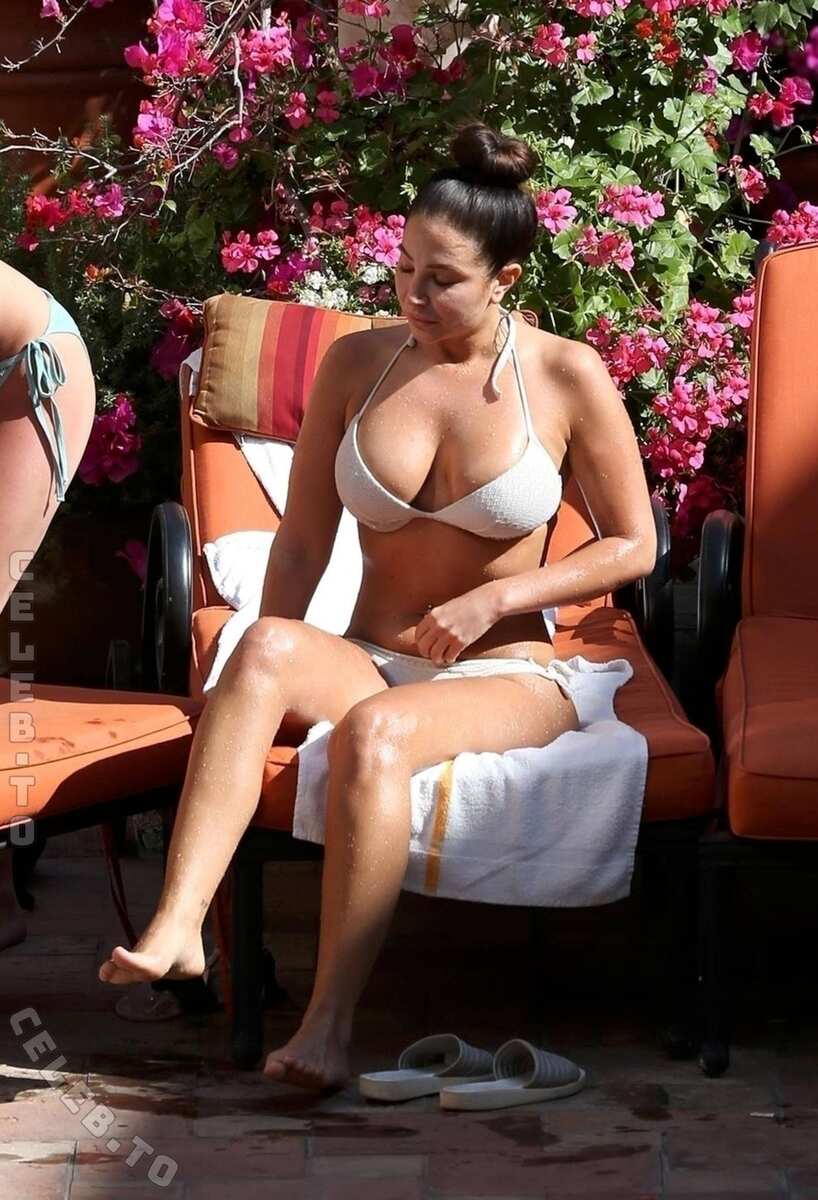 Tulisa Contostavlos butts