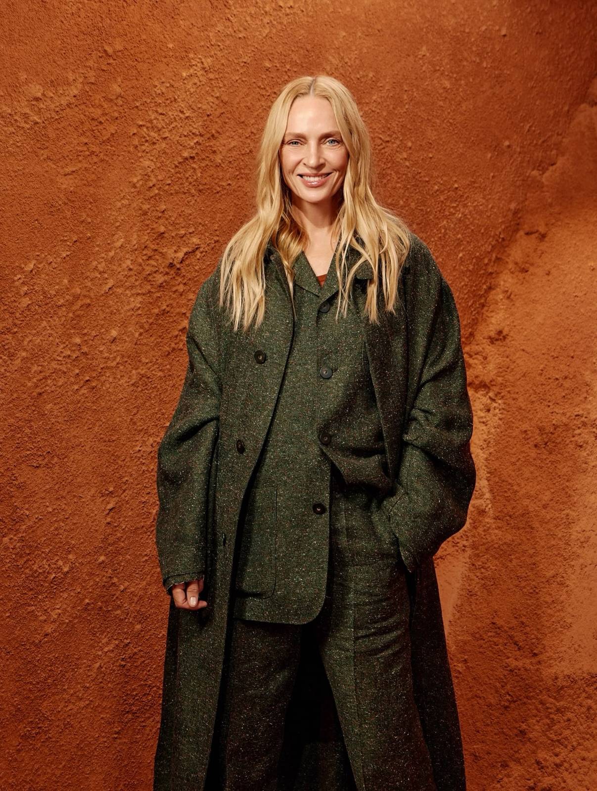 Uma Thurman Nude Photos, Scenes and Porn
