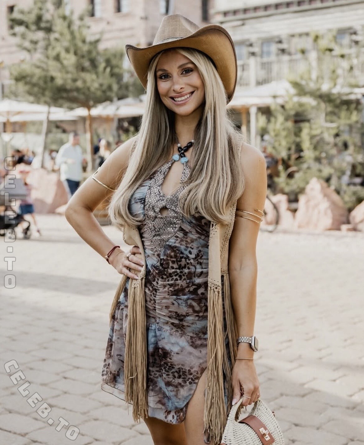 Itsvany / Vanessa Schmitt / vanessa.schmitt_ Nude Leaks OnlyFans  - Leaked Models