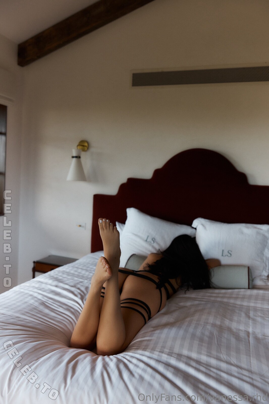 Vanessa-rhd Naked (10 Photos) - LeakedModels