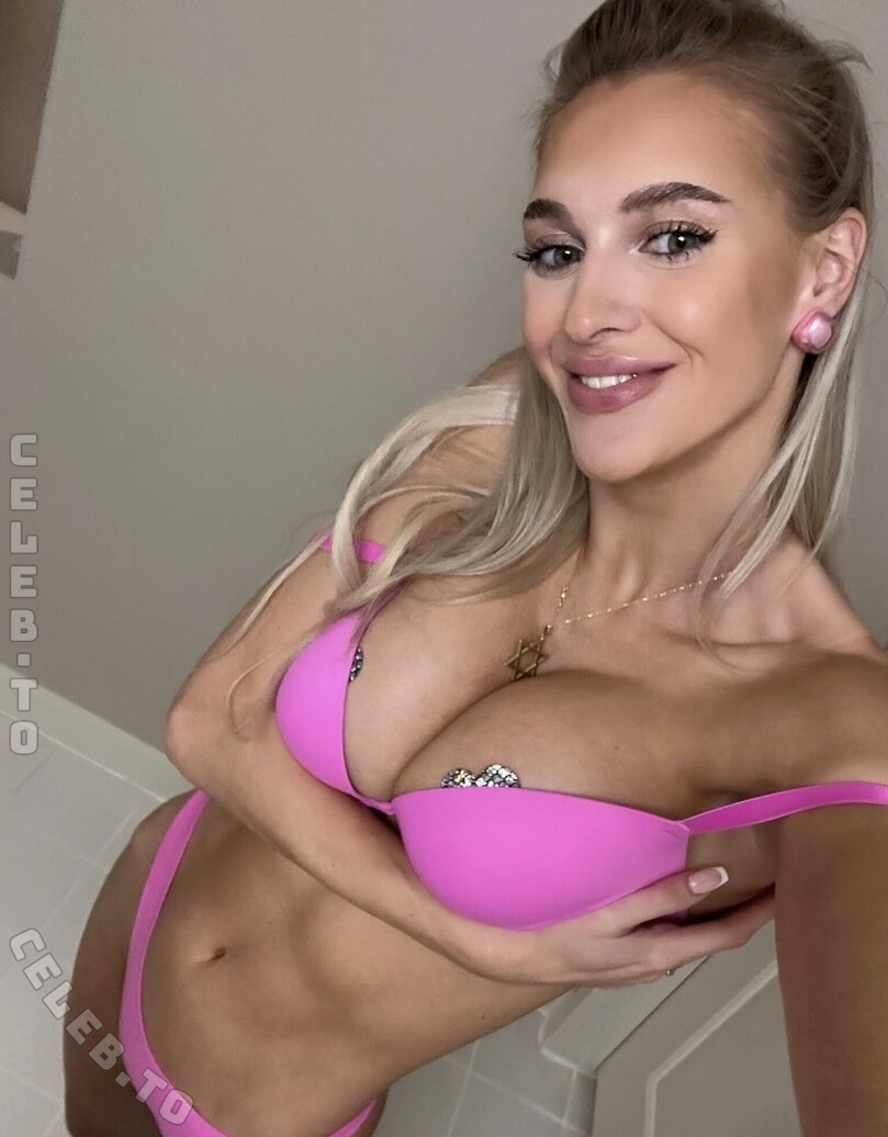 Veronika Rajek / rajekveronika / veronikarajek Nude Leaks OnlyFans  - Leaked Models
