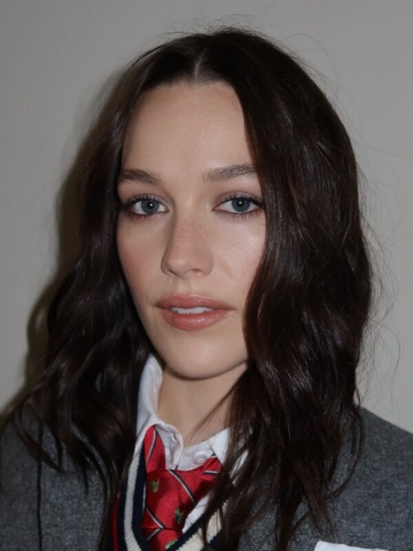 Victoria Pedretti Nude