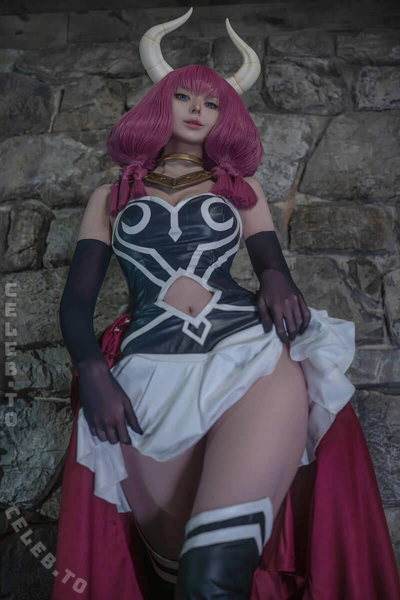 Vinnegal Nude Cosplay Leaked Photos