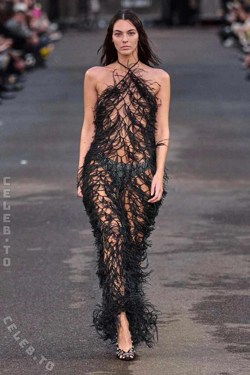 Vittoria Ceretti nude leaked photos