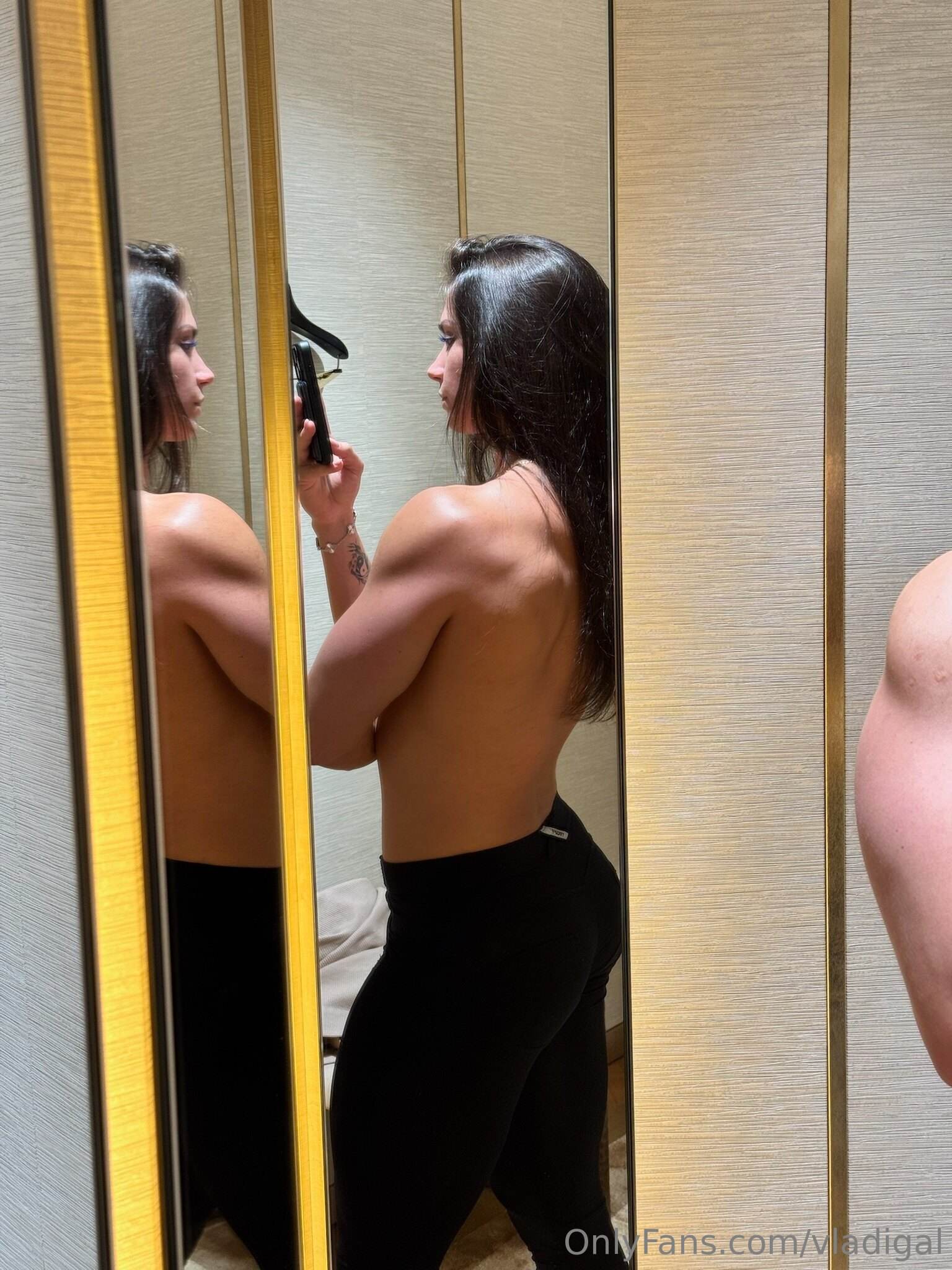 Vladislava Galagan Nude Shower Tease Video Leaked - Influencers GoneWild