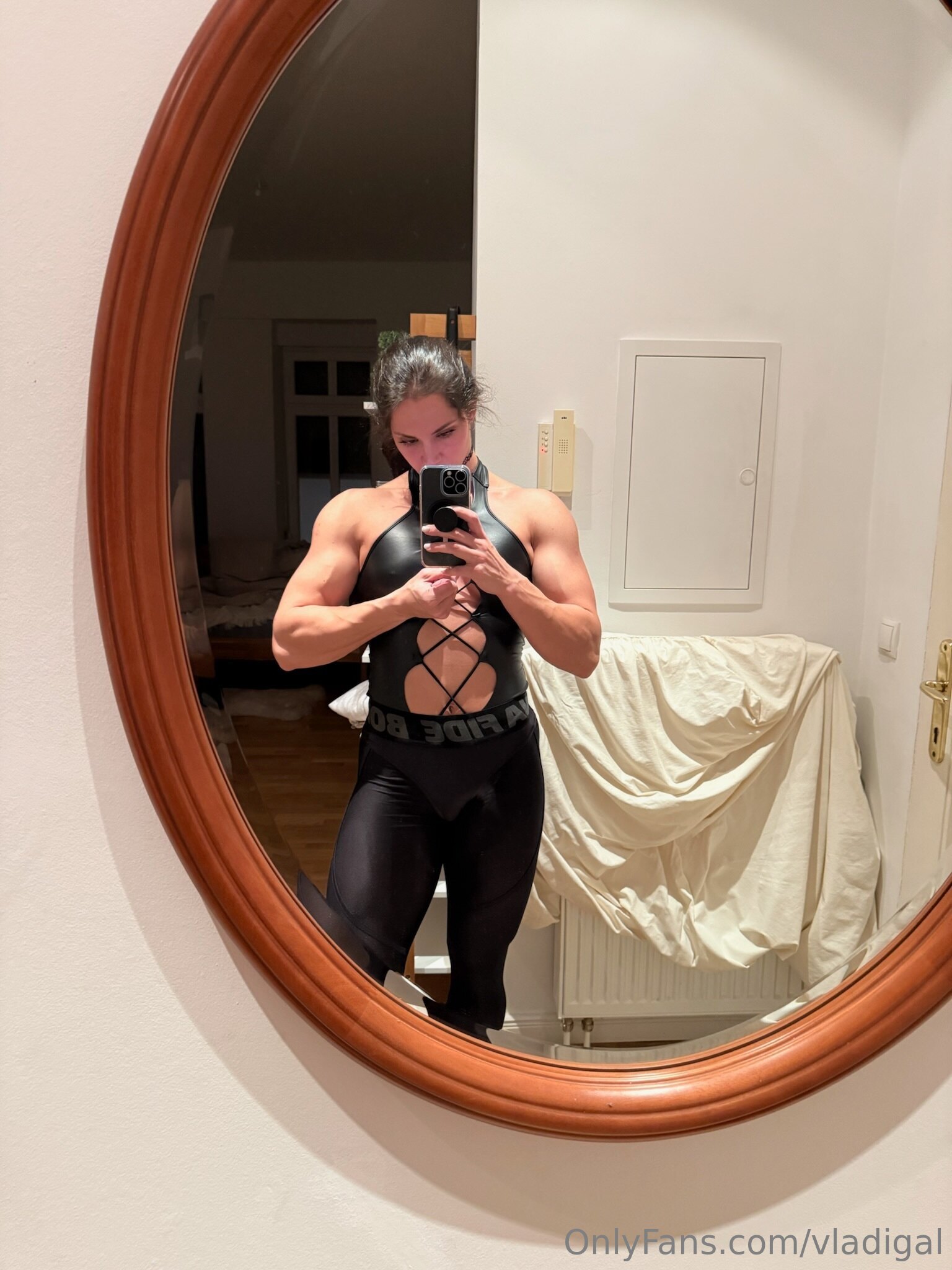 Vladislava Galagan Nude Russian - Vladigalagan Onlyfans Leaked Naked Photo