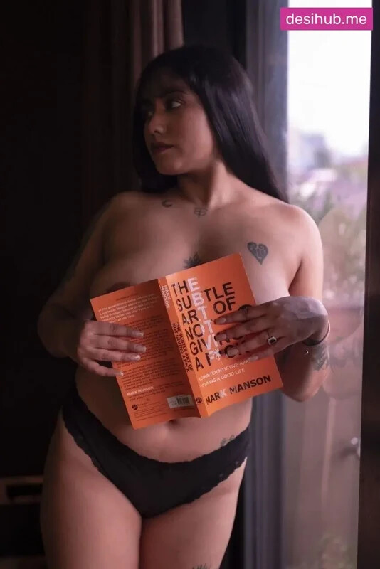 Yajnaseni Naked (8 Photos + 1 Video) - LeakedModels