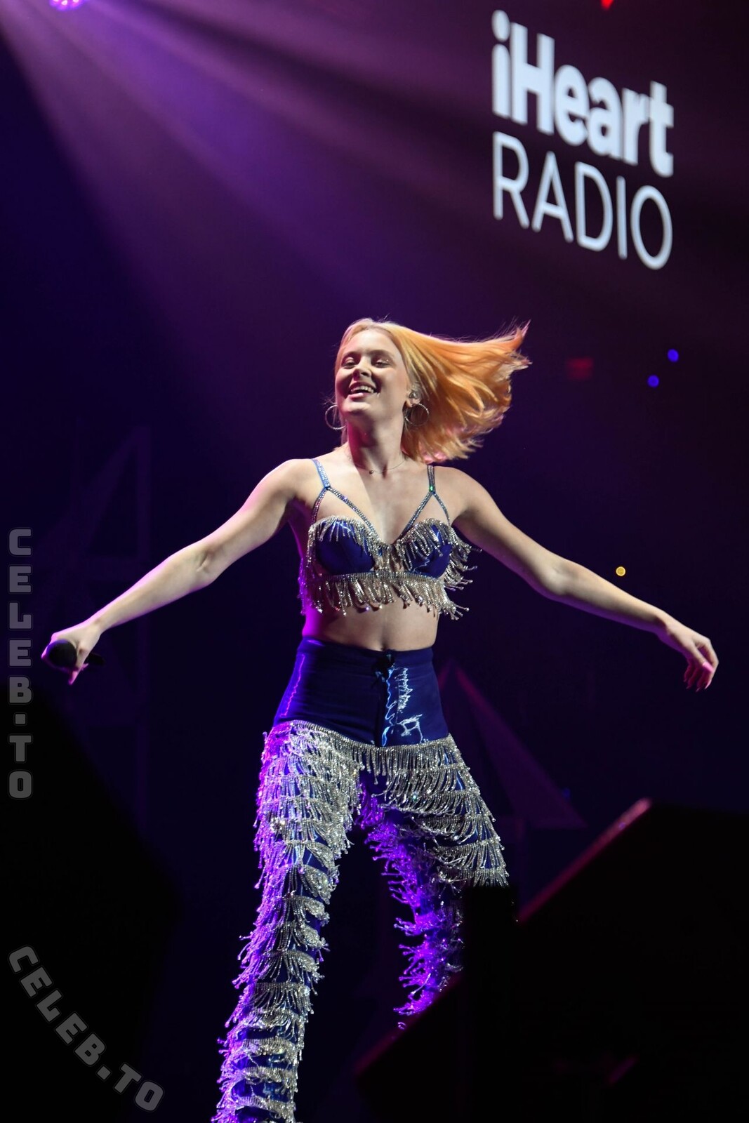 Zara Larsson legs