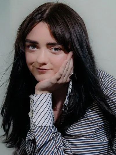 Maisie williams nude
