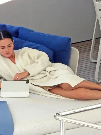 Selena gomez nude photos