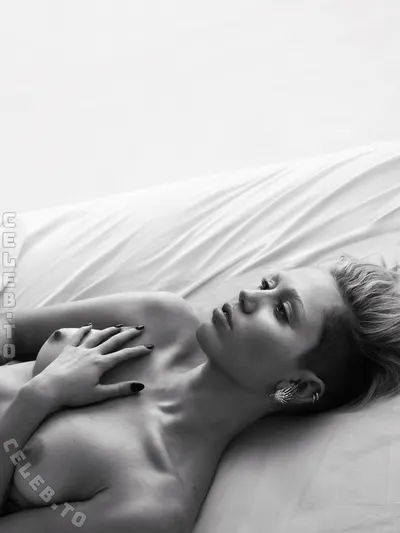Miley cyrus porn