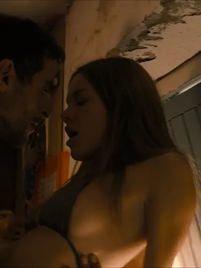 Camille rowe naked