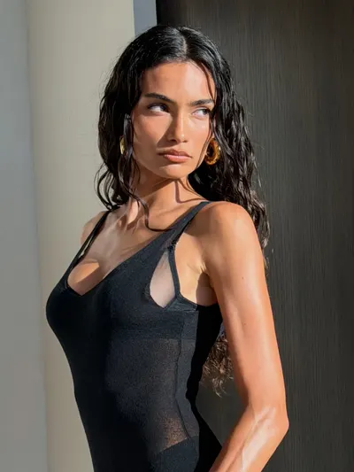 Kelly Gale Sexy & Topless (23 Photos)