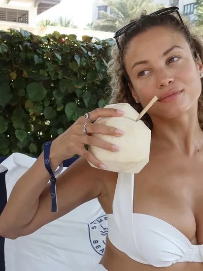 Rose Bertram legs