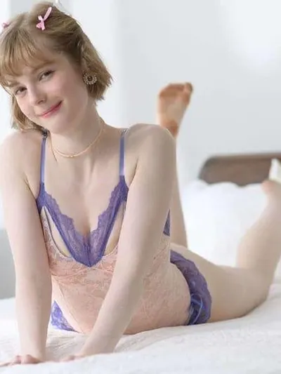 Ella-freya Naked (10 Photos) – LeakedModels