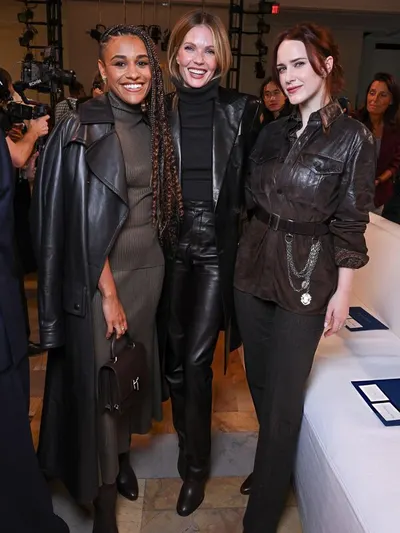 Rachel Brosnahan legs