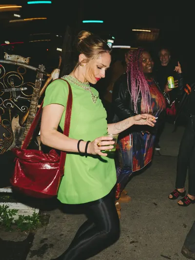 Jemima Kirke boobs