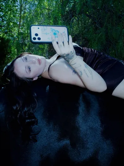 Noah Cyrus Nude (3 New Photos)