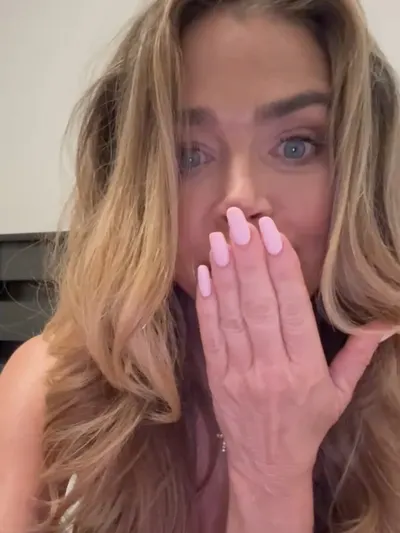 Denise Richards – deniserichards OnlyFans Leaks (10 Photos) – NudoStar