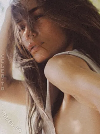 Sarah Shahi boobs
