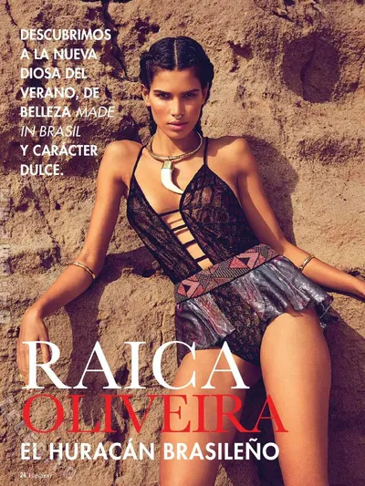 Raica Oliveira legs