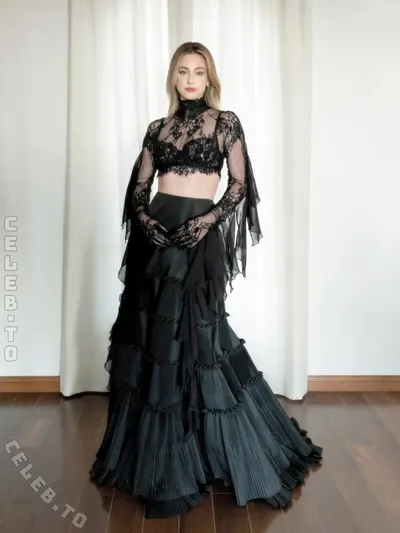 Lili Reinhart Nude And Sexy Pics