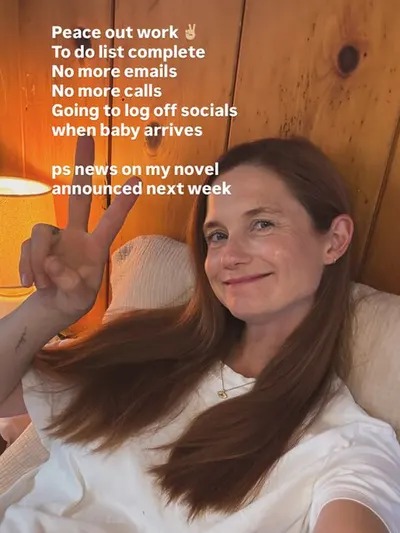 Bonnie Wright boobs