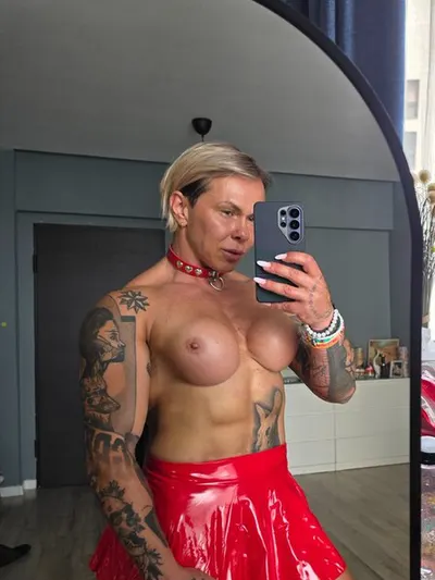 chelseypleasant / crazyxbody / https: / musclegirlxxx Nude Leaks OnlyFans  – Leaked Models