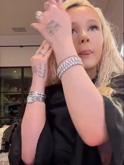 alabamaluellabarker / nalabam Nude Leaks OnlyFans  – Leaked Models