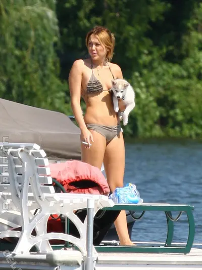 Miley Cyrus Nude Celebrities – Mileycyrus Celebrities Leaked Nude Pics