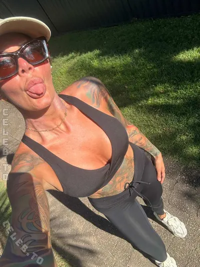 Evelynuncovered Nude OnlyFans (6 Photos)