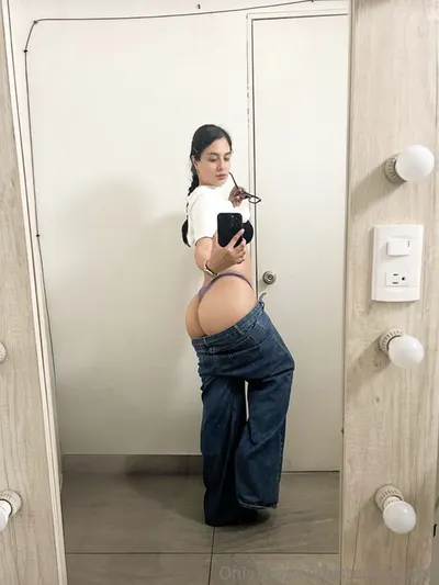 Stephie Vega / Stephievega / stephievga Nude Leaks OnlyFans  – Leaked Models