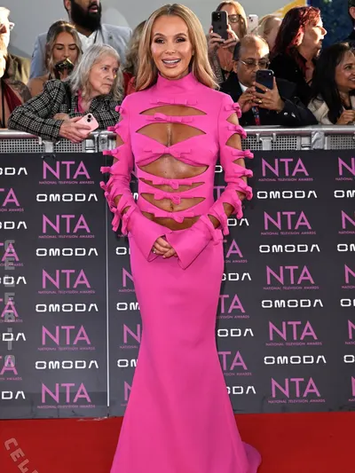 Amanda Holden boobs
