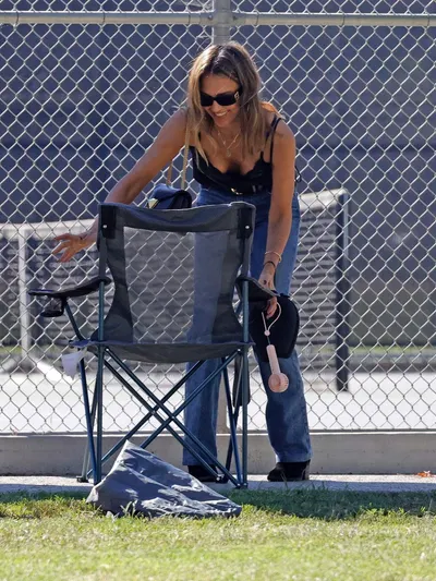 Jessica Alba TikTok Titties And Nude Photo Shoot