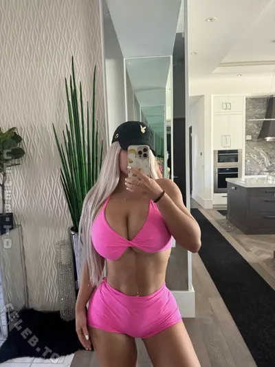 Laci Kay Somers boobs