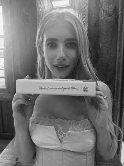 Emma Roberts boobs