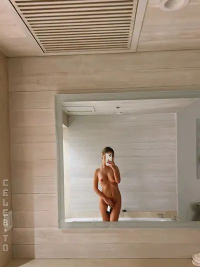 Bianca Ghezzi / biancaghezzi Nude Leaks OnlyFans  – Leaked Models