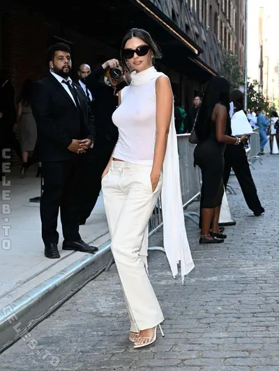 Emily Ratajkowski Instagram Leaks (52 Photos) – NudoStar