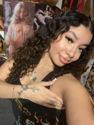 Mayabuckets / mayanobuckets Nude Leaks OnlyFans  – Leaked Models
