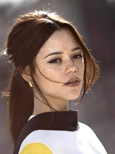Jenna Ortega Nude Tit Slip Outtake From “Finestkind”